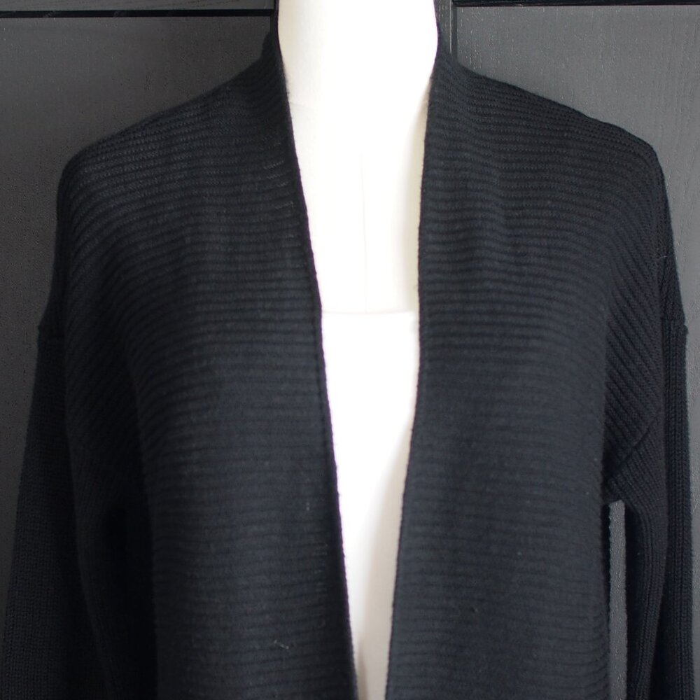 Gap | Beautiful Unique Ribbed Open Cardigan - Picture 3 of 7
